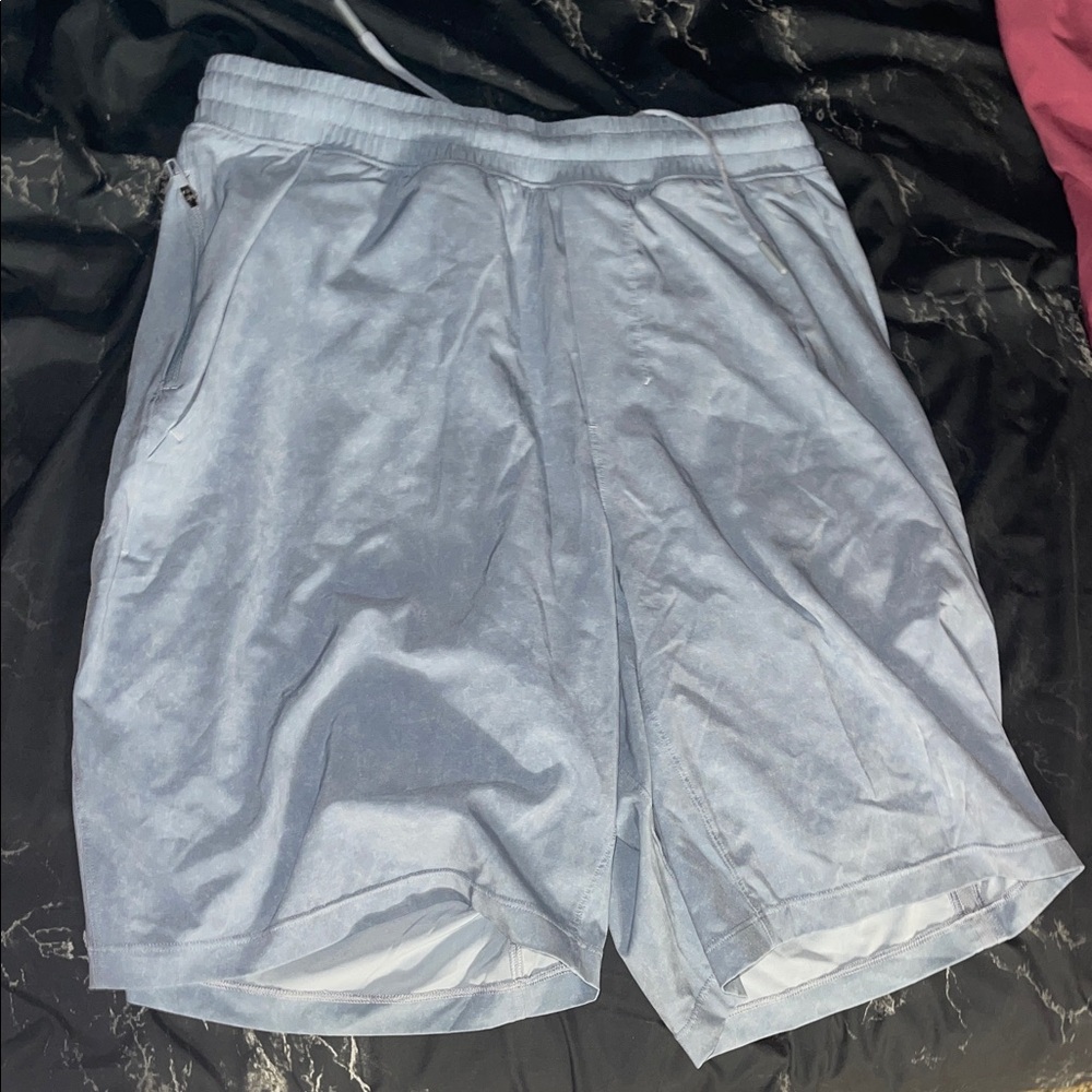 Men's Lululemon shorts medium